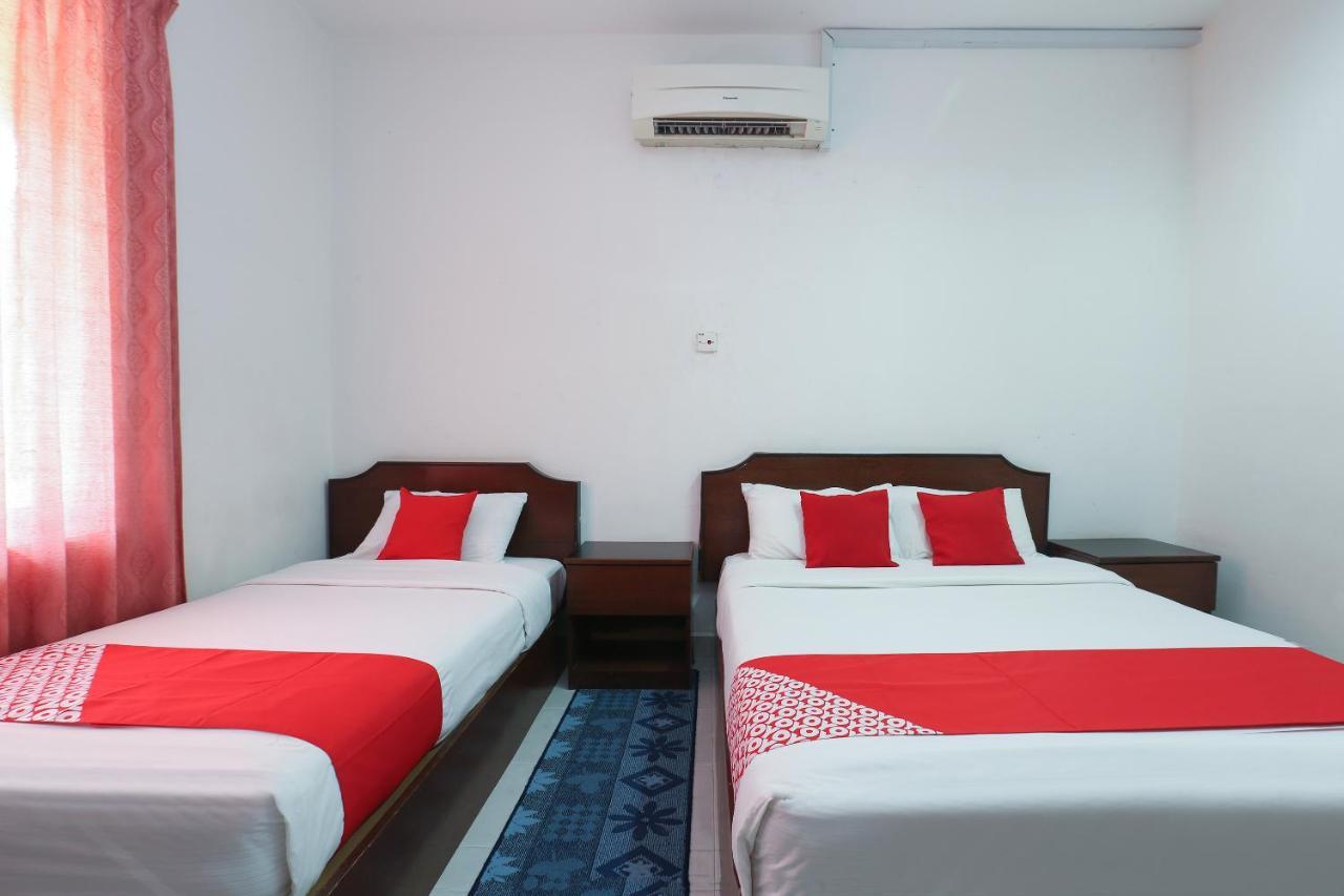 Oyo 8966 Dee Wana Resort 1 Pasir Puteh Exterior foto